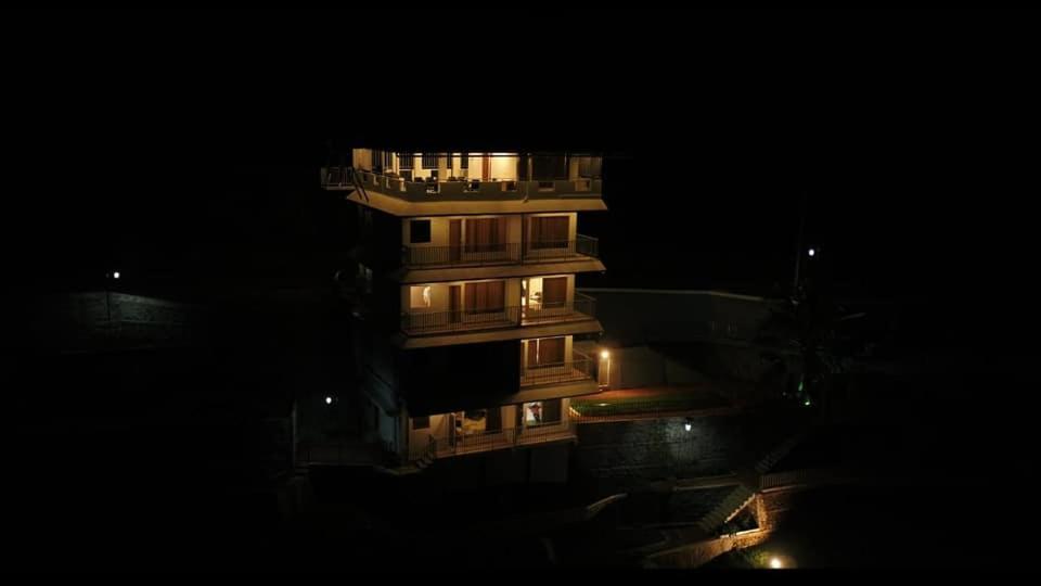 Serenity Panchalimedu Pīrmed エクステリア 写真